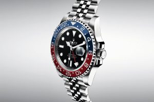 The reliable copy Rolex GMT-Master II 126710BLRO watches have dual time zone.